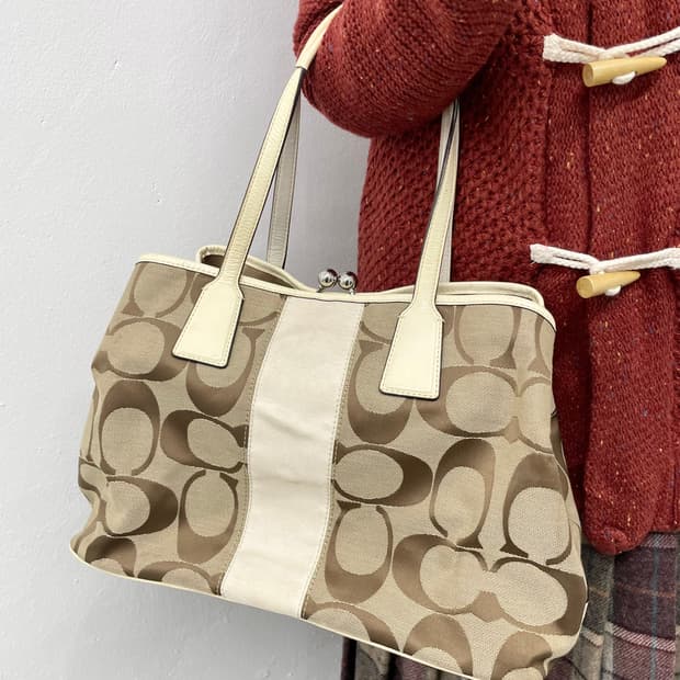 코치 자카드 시그니처 숄더백