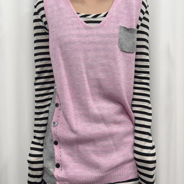 button knit vest
