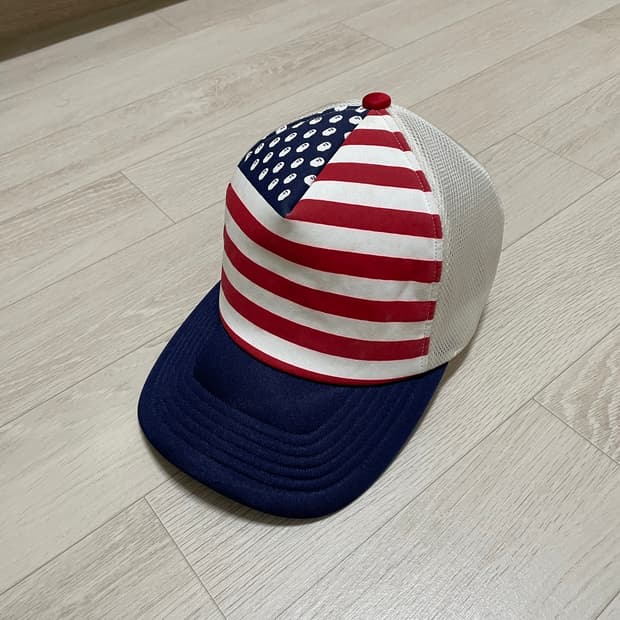 올드 베이프 성조기 메쉬캡 (칸예착)