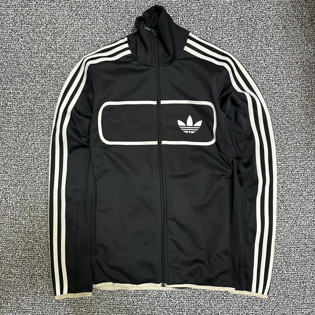 (90) 아디다스 검흰 트랙탑 져지