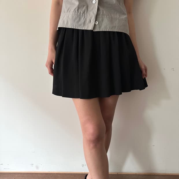 미우미우 miu miu 플리츠 스커트