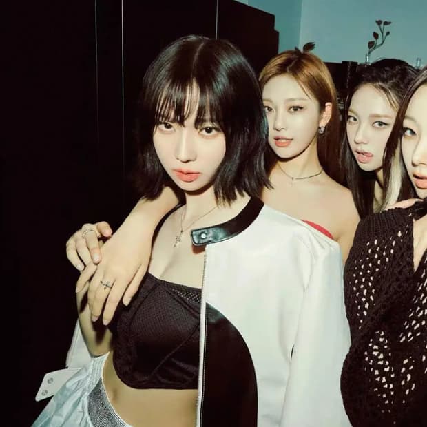 데비어퍼 윈터 제니 바이커 자켓