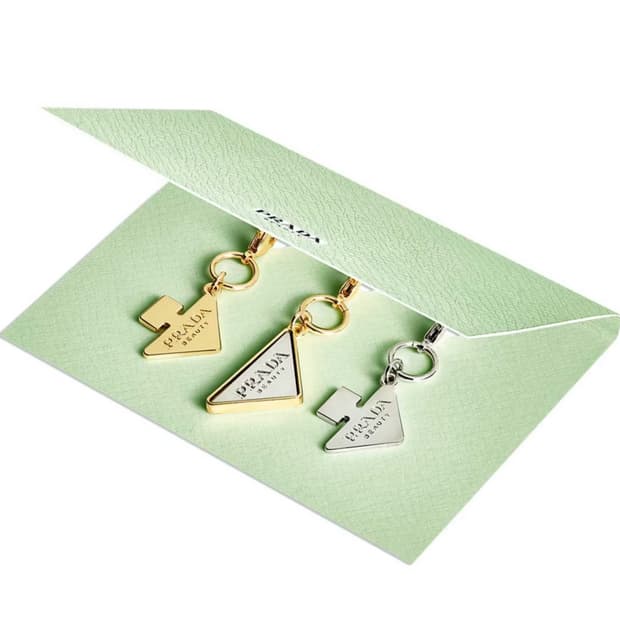 [OS] 프라다 PRADA 홀리데이 키링 / 참