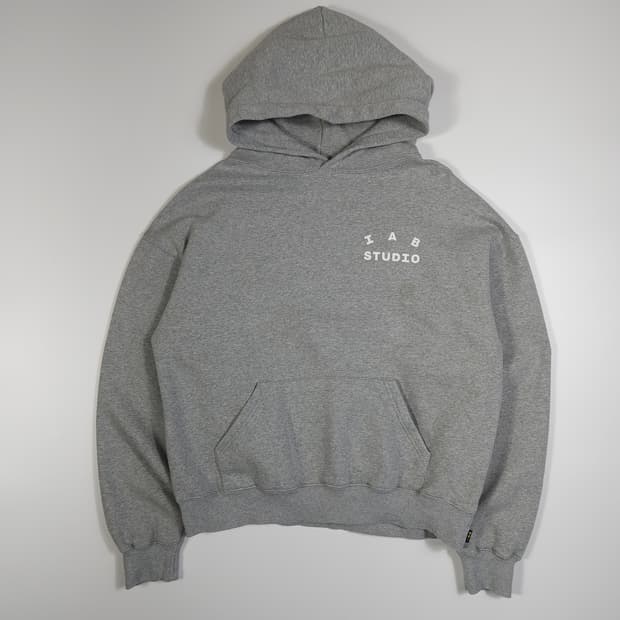 아이앱스튜디오 그레이 후드티 