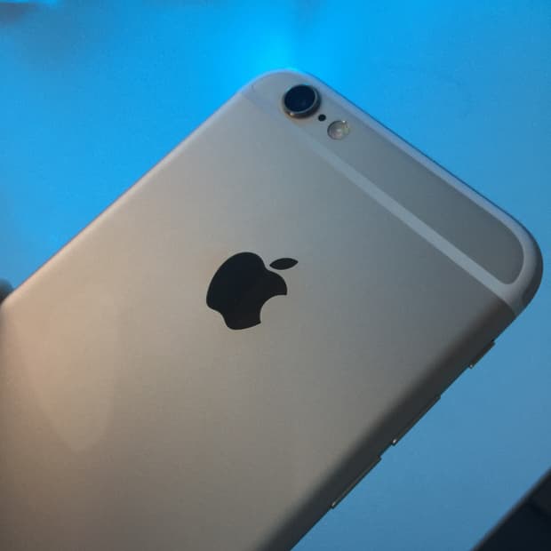 순정 아이폰 6s 128기가 골드 판매합니다