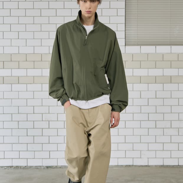 STU 레터링 윈드브레이커 카키 L