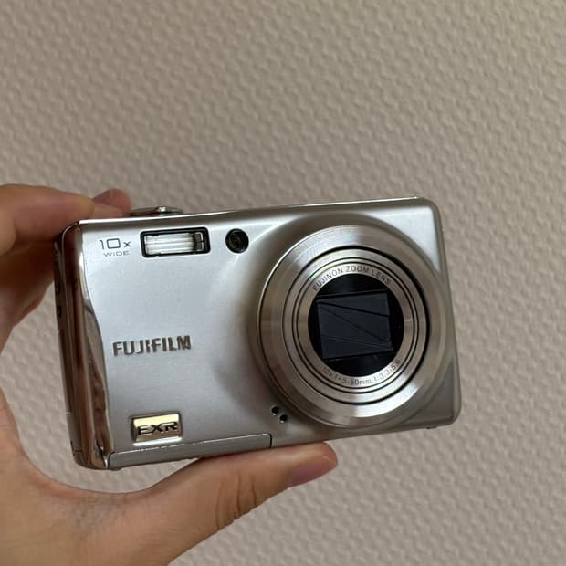 후지 파인픽스 f70exr