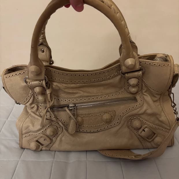 발렌시아가 모터백 시티백 베이지