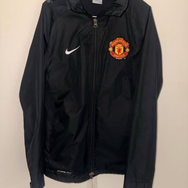 나이키 맨유 바람막이 XS