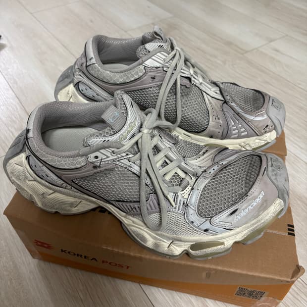 [41] 발렌시아가 스테이플러