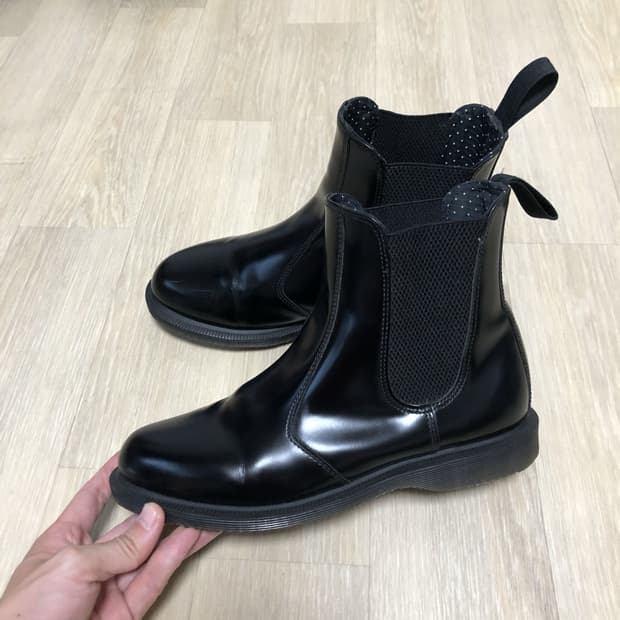 (250) 닥터마틴 Dr.martens 플로라 Flora 스무스 첼시부츠