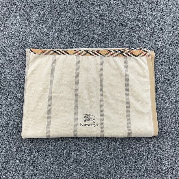 (FREE)버버리 퓨어코튼 블랑캣-M1300