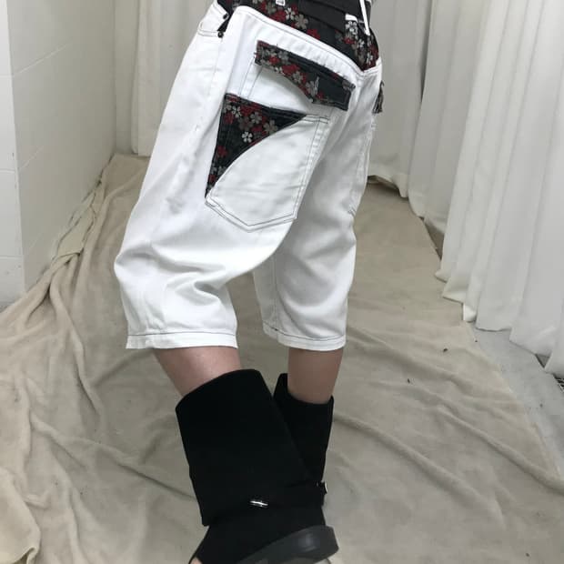 🌸 빈티지 오리엔탈 화이트 7부 팬츠