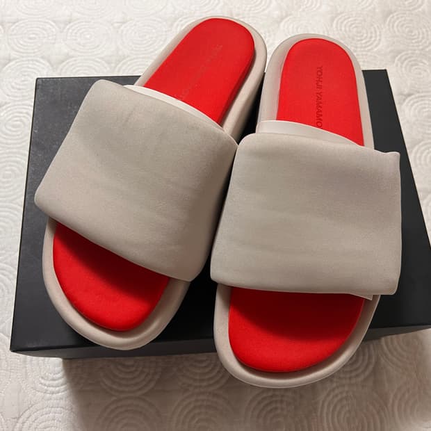 Y-3 슬라이드 