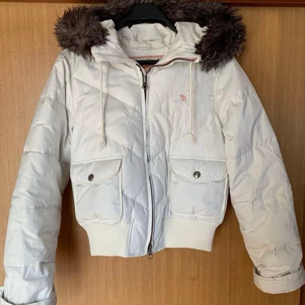 유일매물)아베크롬비 핑크순록 울프죠 패딩