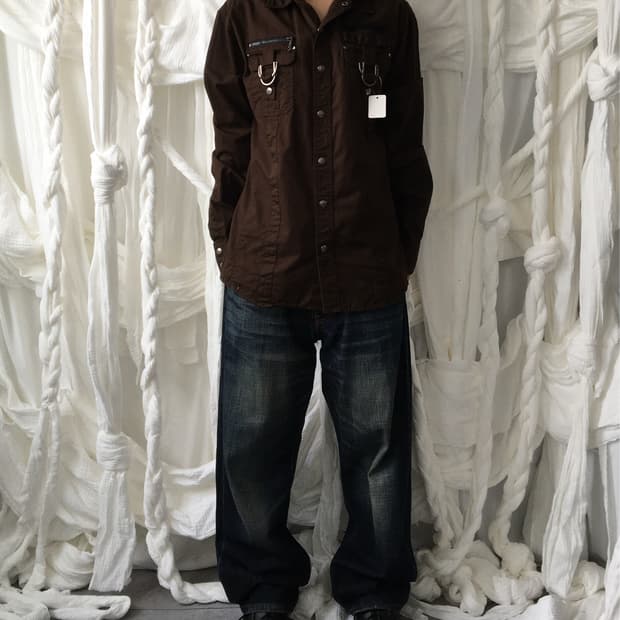 Hood layered pocket point shirt