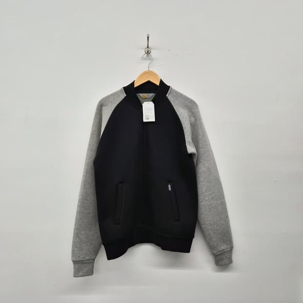 칼하트 카럭스 봄버 자켓 남성 M