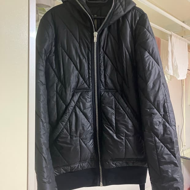 릭오웬스 경량패딩 m