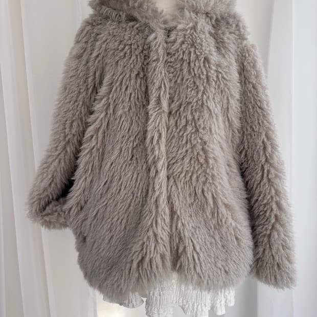 PLACE STUDIO 컬리 부클 헤비 소프트 후드 퍼