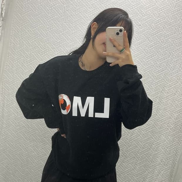 LMC 미드로고 백프린팅 맨투맨 스웻셔츠 L C06478