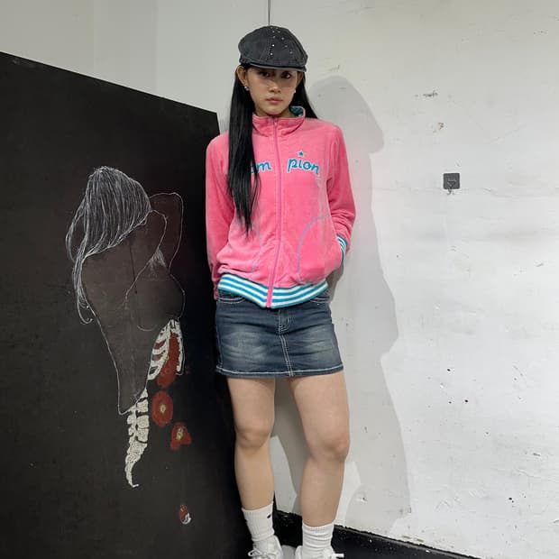 챔피온 y2k 벨벳 태리 크롭 져지