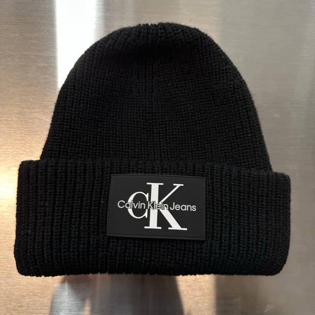 캘빈클라인 블랙 비니