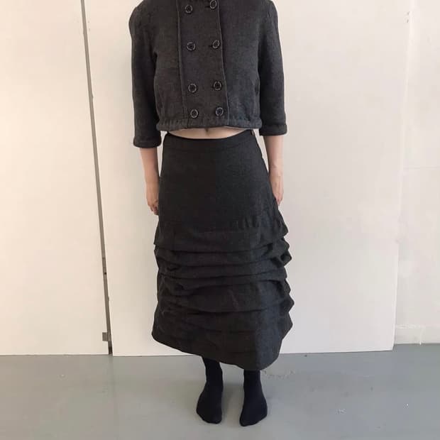 eonts  piled wool skirt 울 스커트 새상품