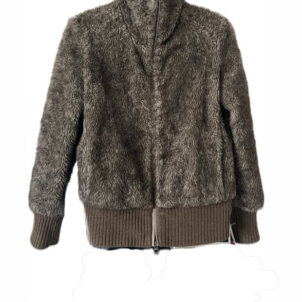 츠모리 치사토 그레이 브라운 퍼 자켓