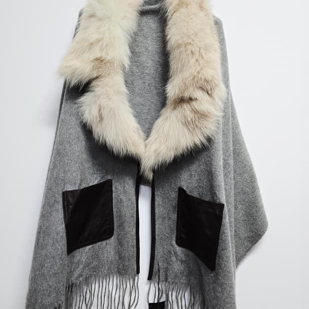VOV 폭스 퍼 양가죽 목도리 망토