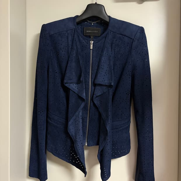 펀칭 디테일 러플 자켓