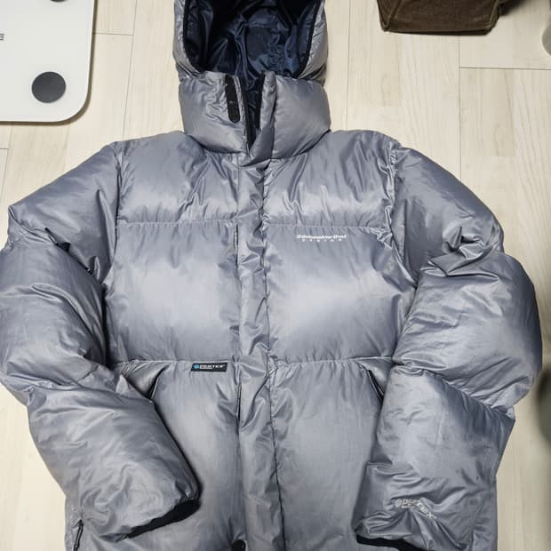 디스이즈네버댓 리버시블 퍼텍스  디스이즈네버댓 패딩 디네댓 패딩