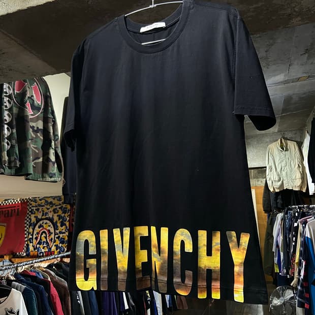 2019 Givenchy 지방시 선셋 로고 그래픽 반팔