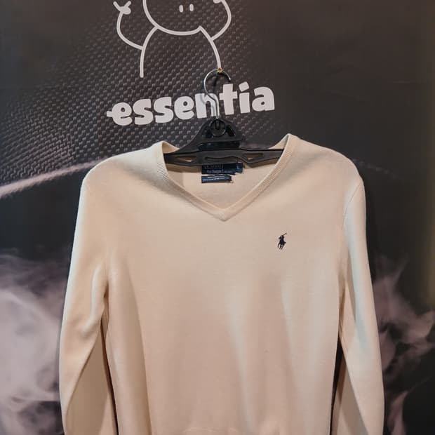 폴로 브이넥 니트