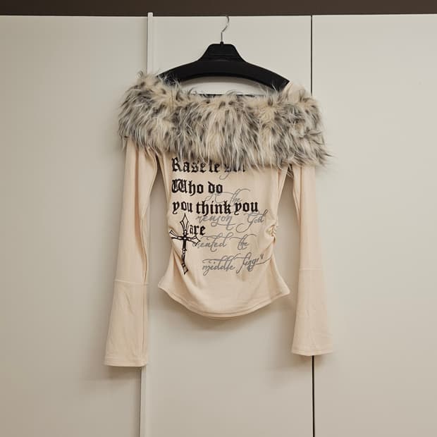 에이블리 퍼 오프숄더 