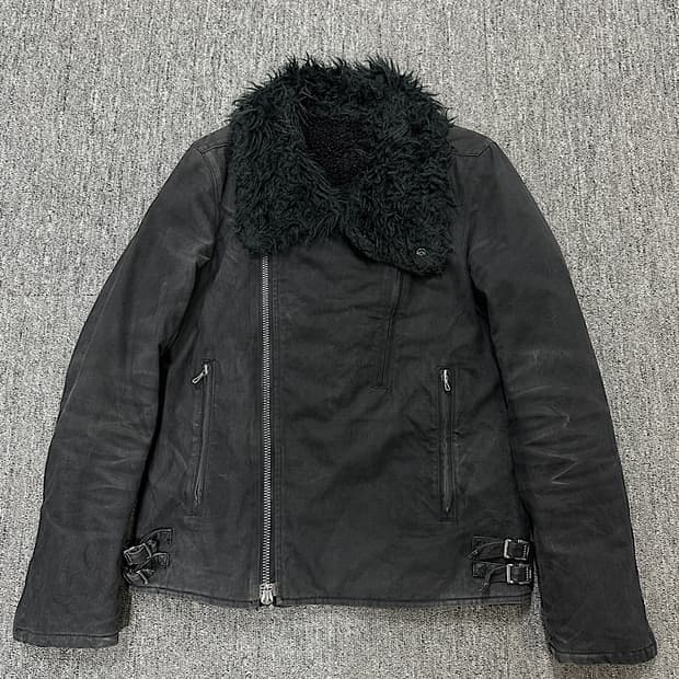 어태치먼트 자켓 