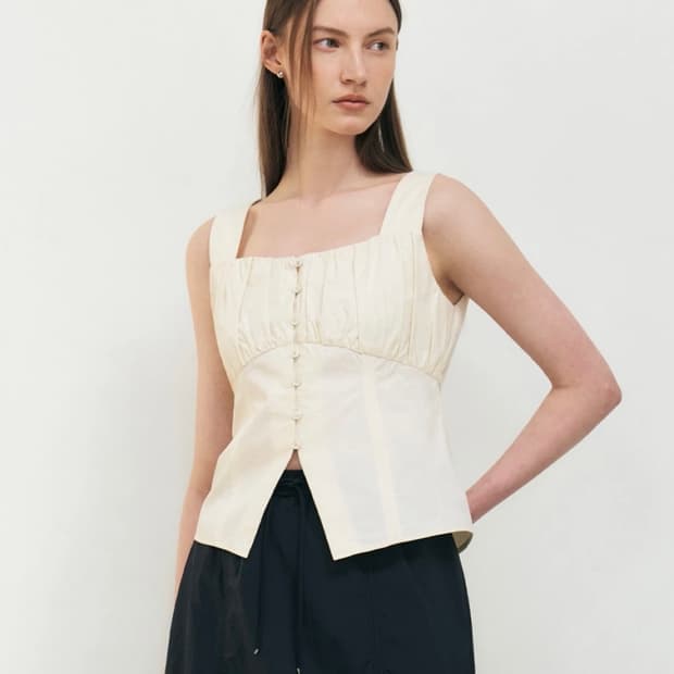 Artid 아티드 셔링 포인트 슬리브리스 탑 아이보리 새상품