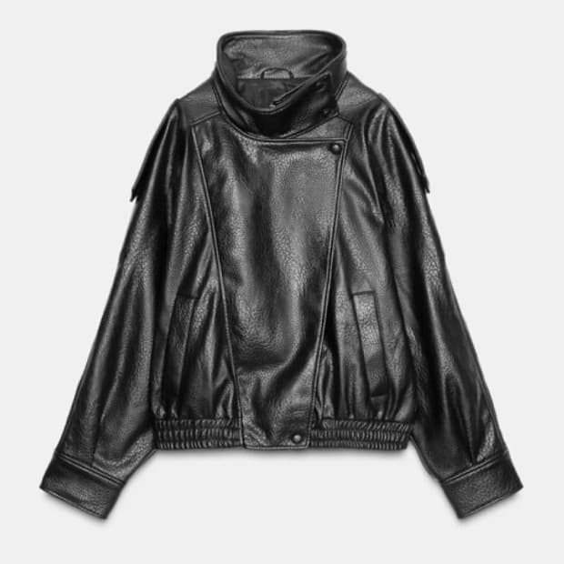 자라 페이크 레더 점퍼 블랙