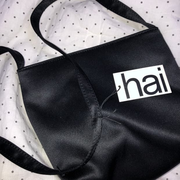 홈오브하이 실크 크로스바디백 블랙