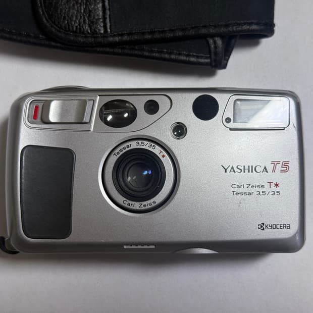 YASHICA T5 야시카 필름카메라