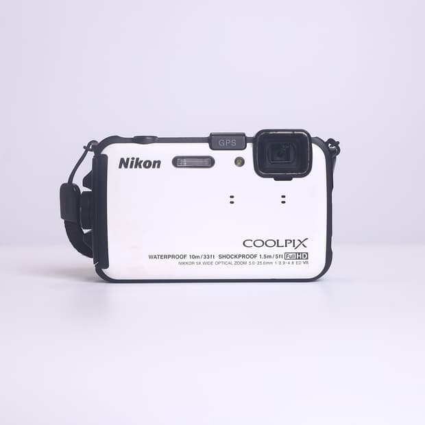 니콘 쿨픽스 AW100 화이트