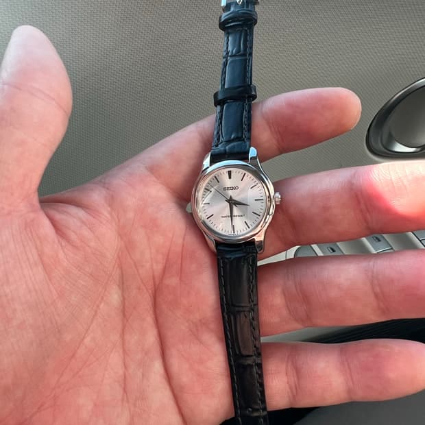 Seiko Quartz ladies vintage