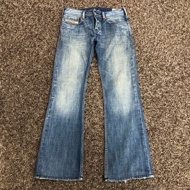 디젤 Zathan 부츠컷 워싱 데님 팬츠