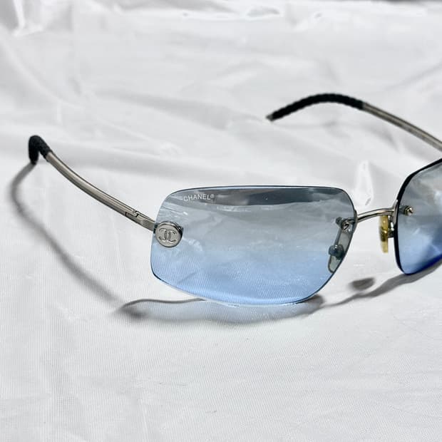 00‘s 샤넬 빈티지 무테 선글라스