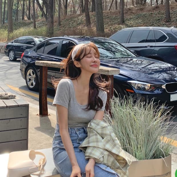 그레이 반팔티셔츠