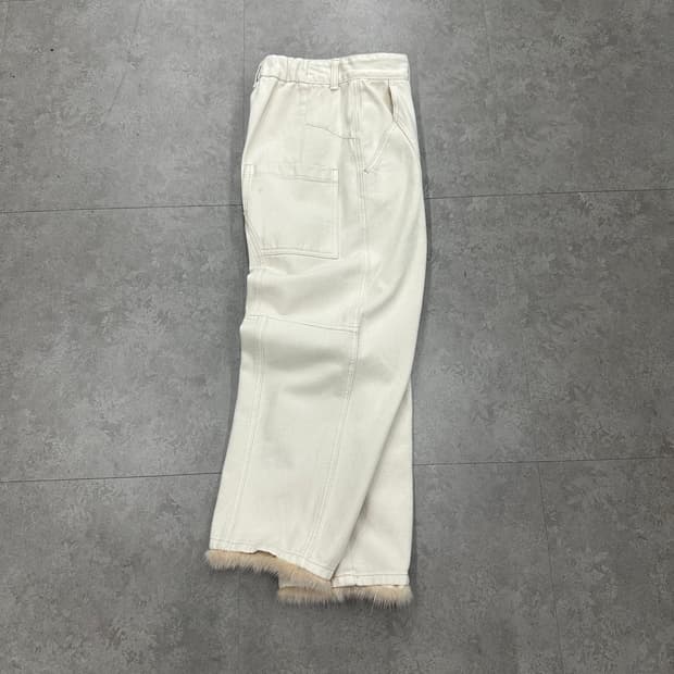 26 한섬 오즈세컨 여자 퍼 디테일 크롭 팬츠