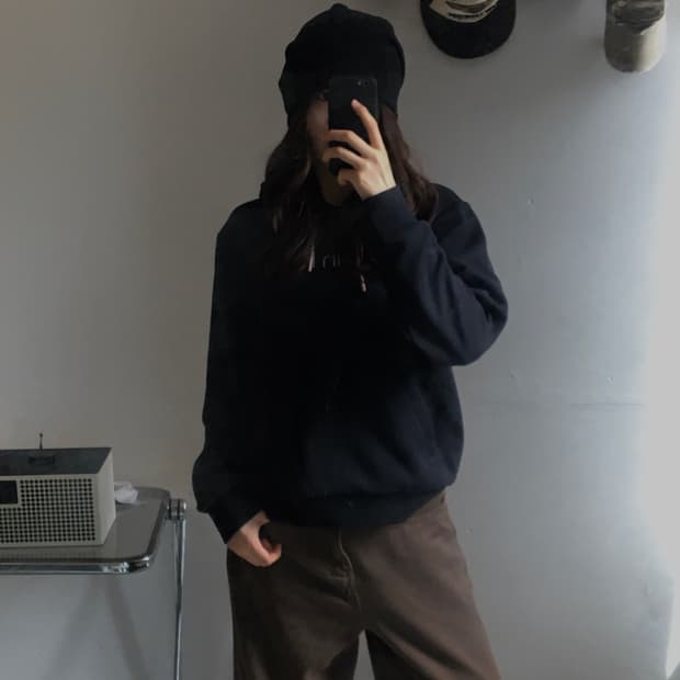켈빈클라인 스펠로고 후드티