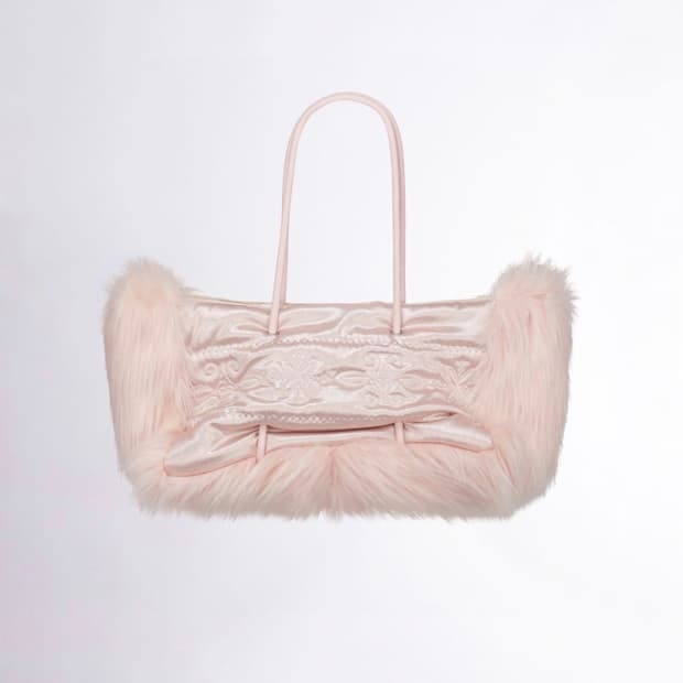 스컬프터 Fluffy Slouchy Satin Bag pink