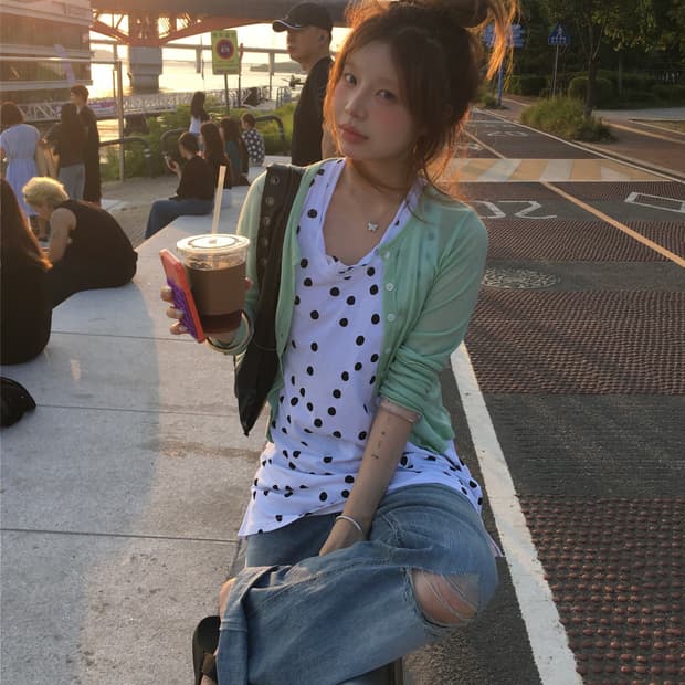 시즈너블 mild summer button cardigan
