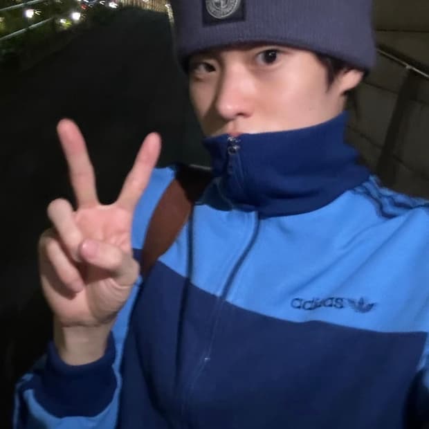 아디다스 소희 져지 유일 매물 서독제 네이비 블루