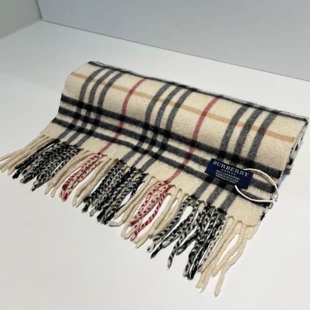 버버리 90's 100% 캐시미어 노바 체크 목도리 A1534